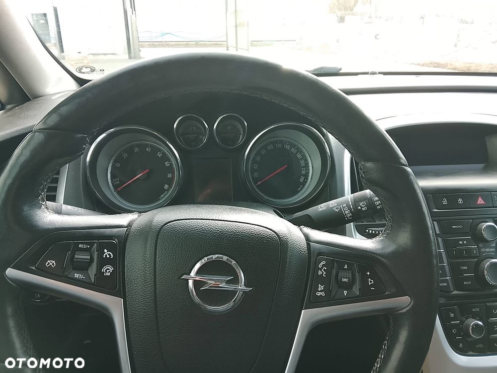 Opel Astra 1.4 T Sport - 10