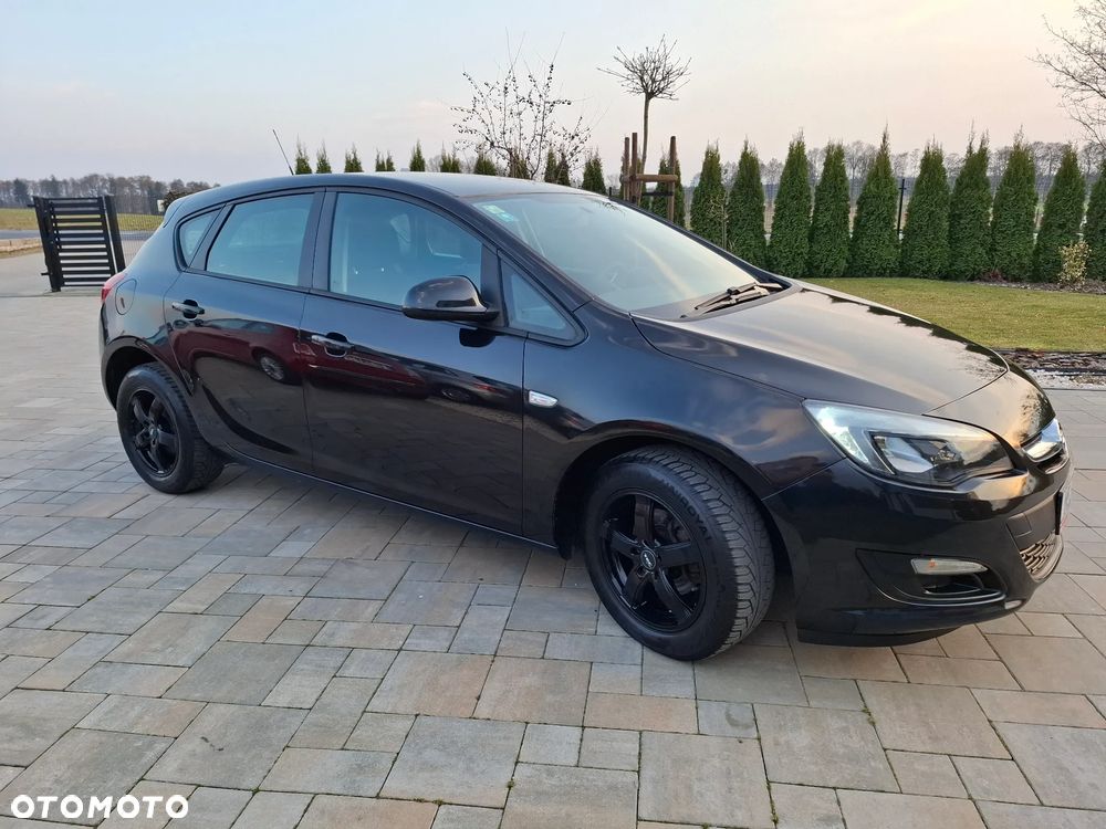Opel Astra 1.4 Sport - 25