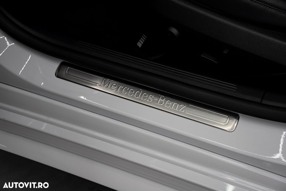 Mercedes-Benz C 300 e 9G-TRONIC AMG Line Advanced - 29