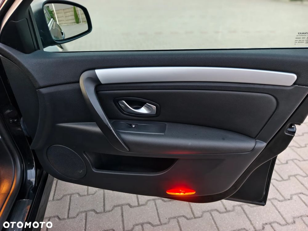 Renault Laguna 2.0 16V Privilege - 19