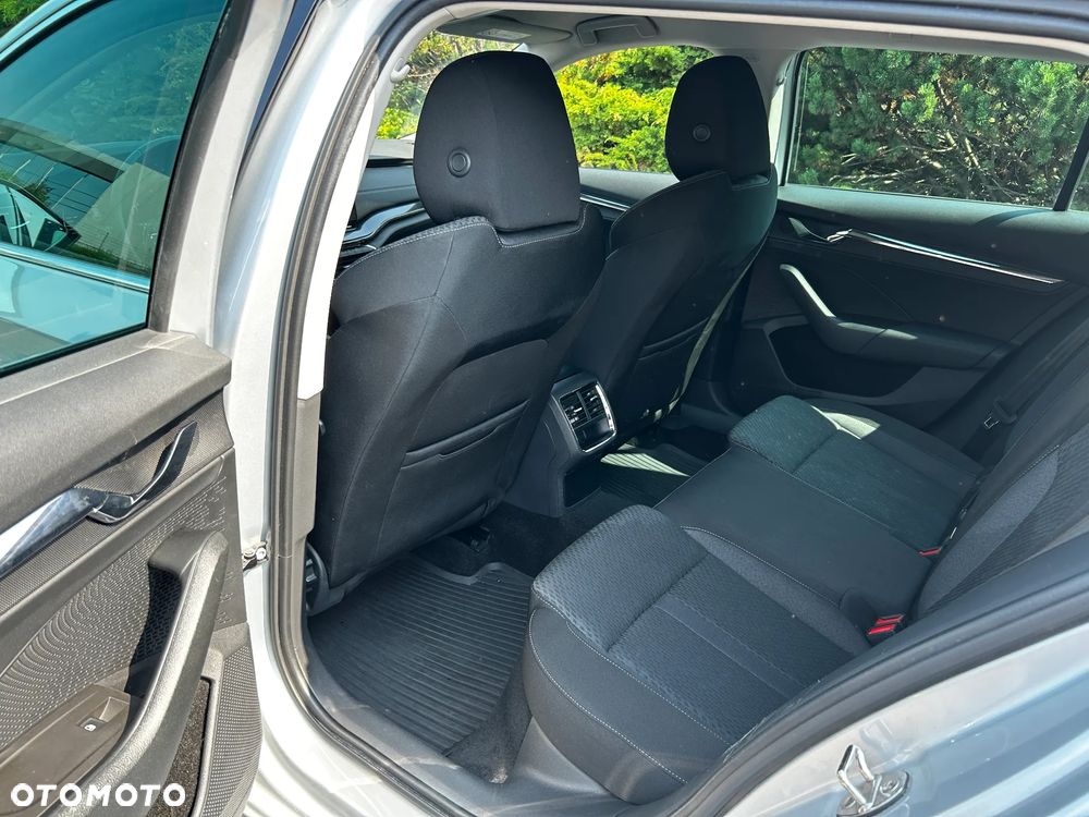 Skoda Octavia 1.5 TSI ACT Style DSG - 28