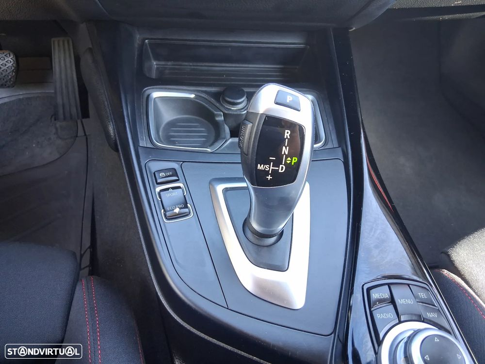 BMW 116 d Line Sport Auto - 13