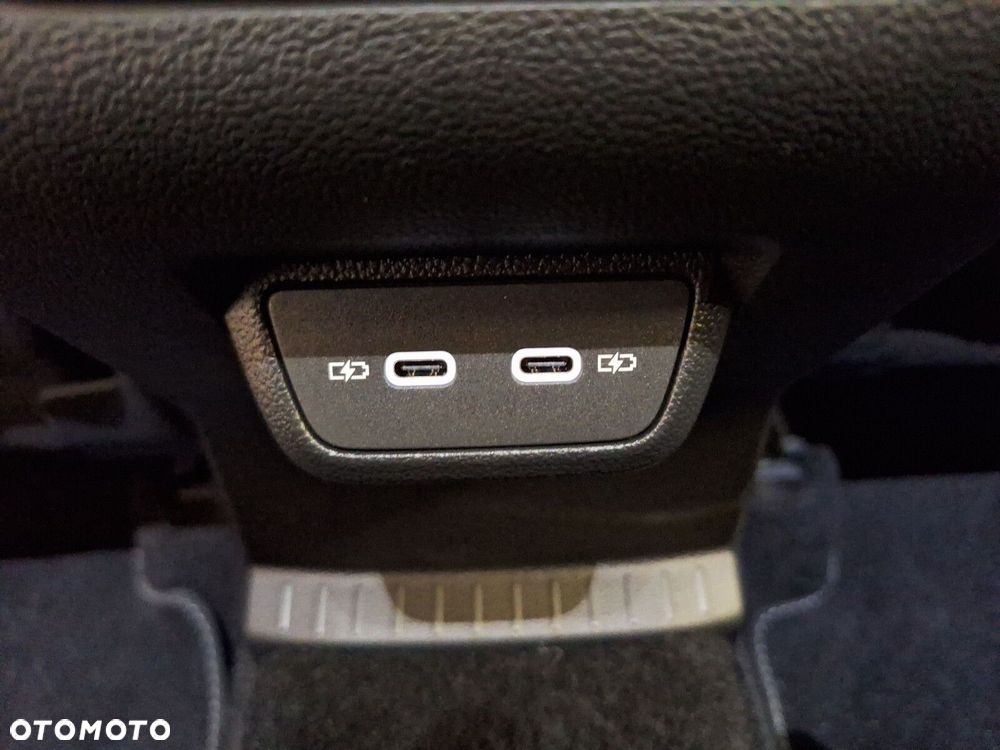 Volkswagen T-Cross - 21