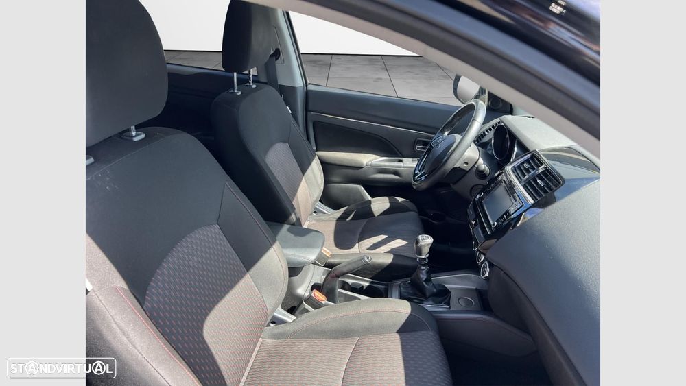 Mitsubishi ASX 1.6 DI-D Instyle - 9