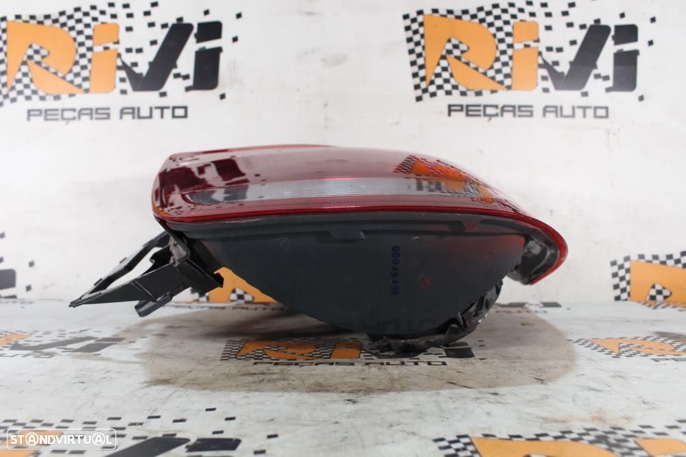 Farolim Direito Bmw 1 (F20)  Farolim Direito / Passageiro Bmw Serie 1 - 8