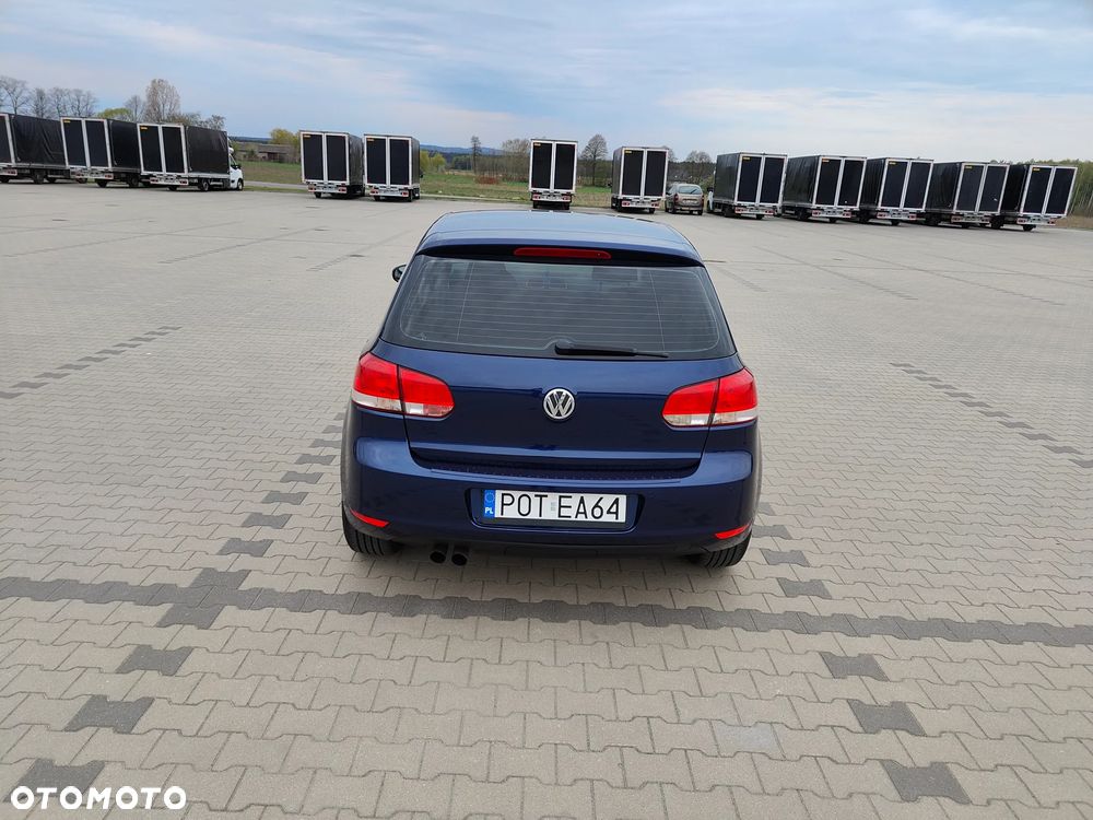 Volkswagen Golf 2.0 TDI DSG Comfortline - 5