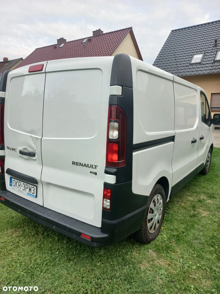 Renault Trafic - 12