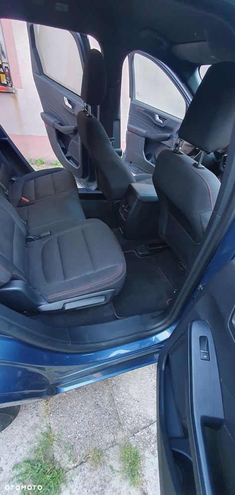 Ford Kuga 2.5 FHEV FWD ST-Line - 29