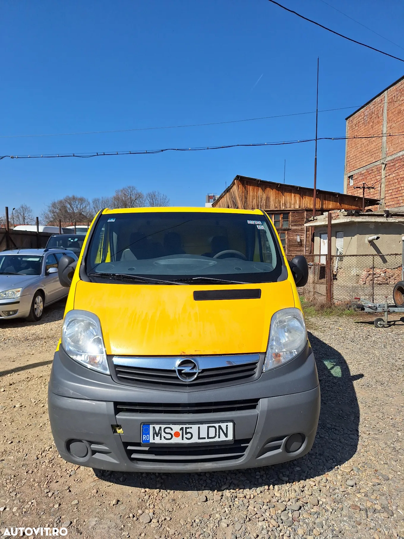 Opel Vivaro - 2