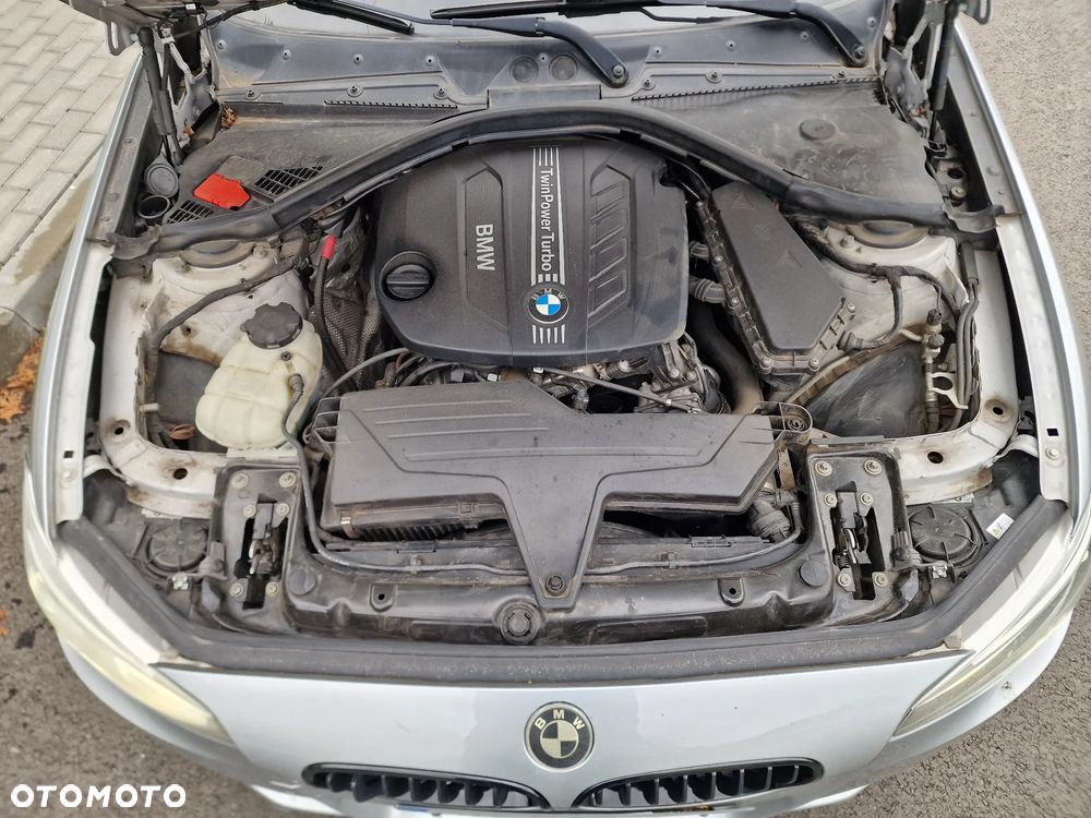 BMW Seria 1 118d Sport Line - 29