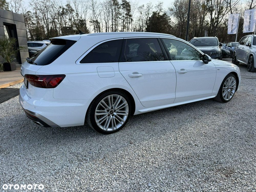 Audi A4 Avant - 16