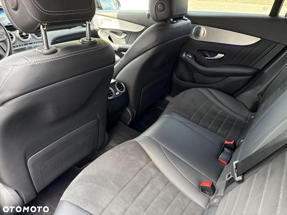 Mercedes-Benz GLC - 23