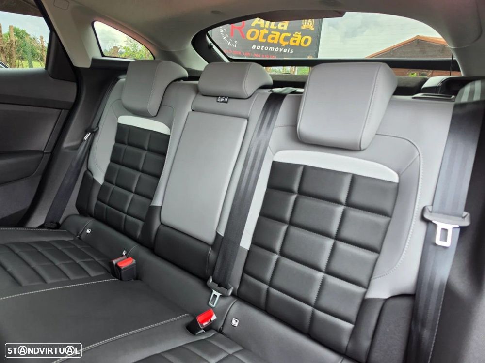 Citroën C4 1.2 PureTech Shine Pack EAT8 - 9