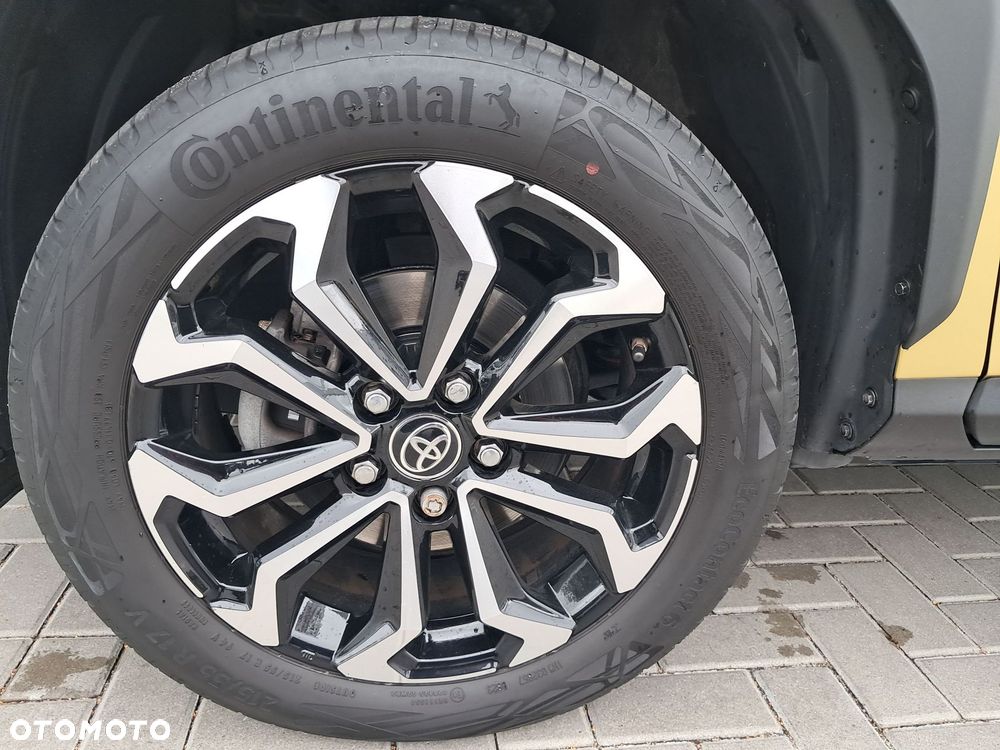 Toyota Yaris Cross Hybrid 1.5 Comfort 4x4 - 25