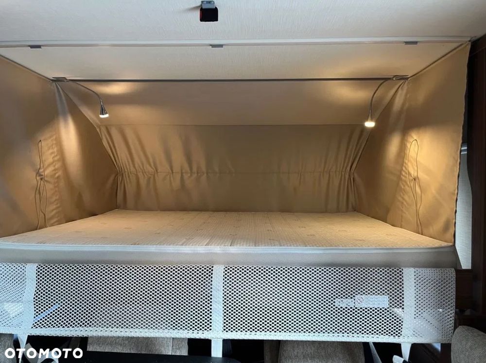 Mercedes-Benz Hymer - 6