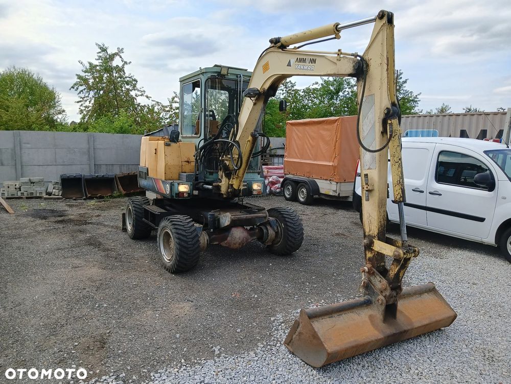 Yanmar YB401W - 3