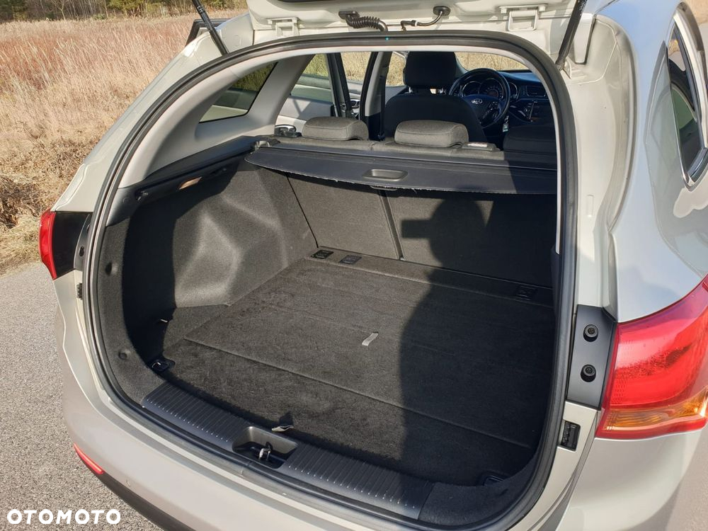 Kia Ceed Cee'd 1.6 GDI Business Line - 16