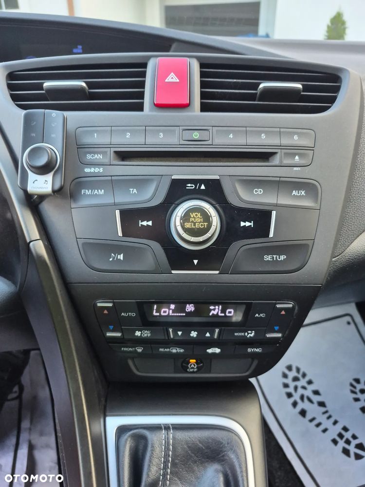 Honda Civic 1.8 Executive - 23