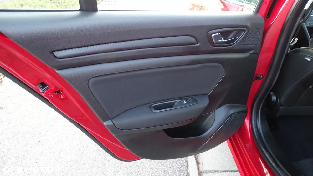 Renault Megane ENERGY TCe 130 INTENS - 19