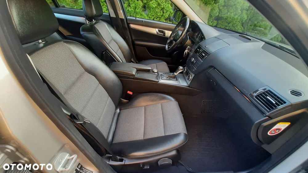 Mercedes-Benz Klasa C 200 Kompressor Automatik Avantgarde - 29