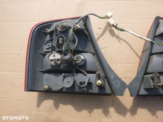 LAMPA LEWY TYŁ LEWA TYLNA PRAWY TYŁ PRAWA TYLNA KOMPLET MAZDA 323F SEDAN 98-03 - 8