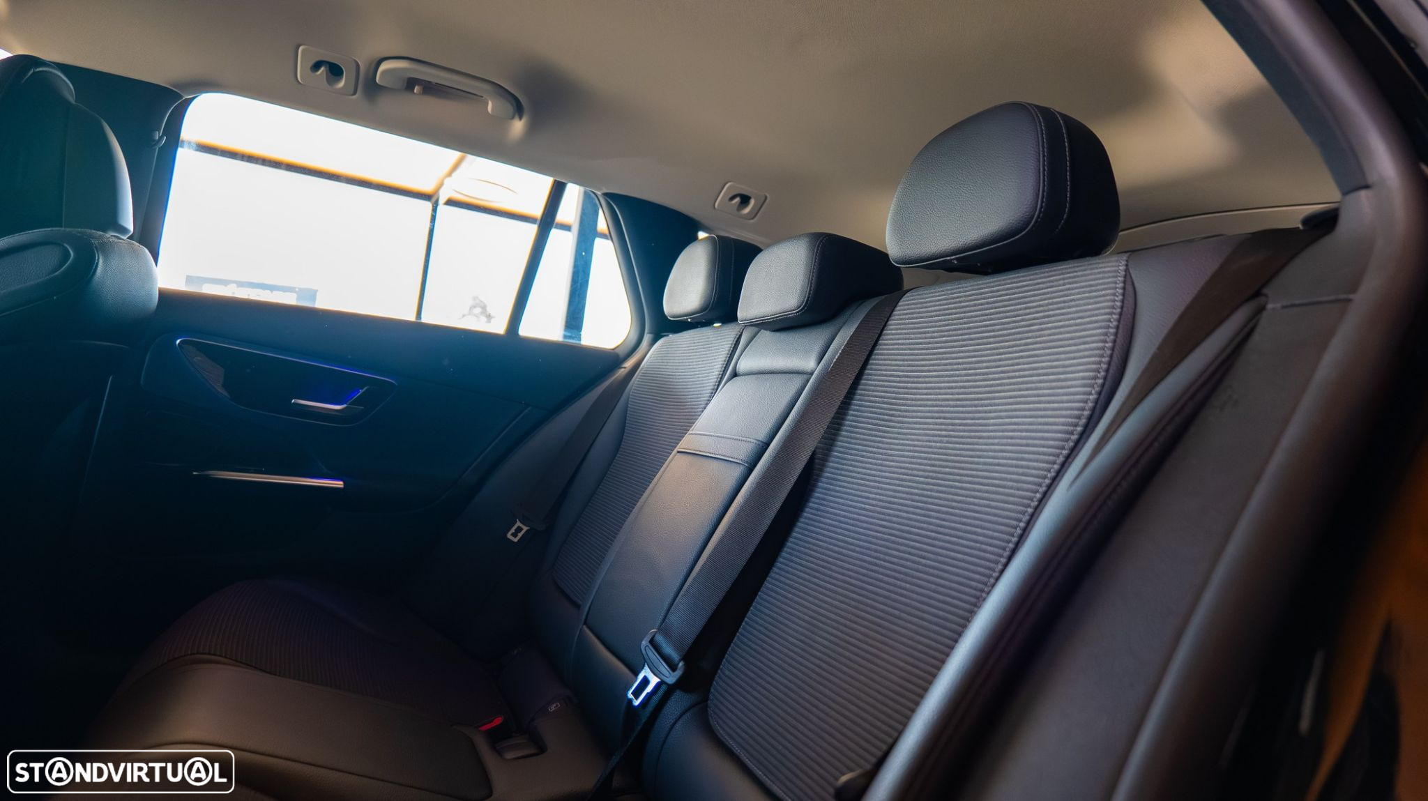 Mercedes-Benz C 300 e T 9G-TRONIC Avantgarde Advanced - 25