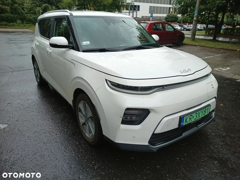 Kia Soul 64kWh L - 2