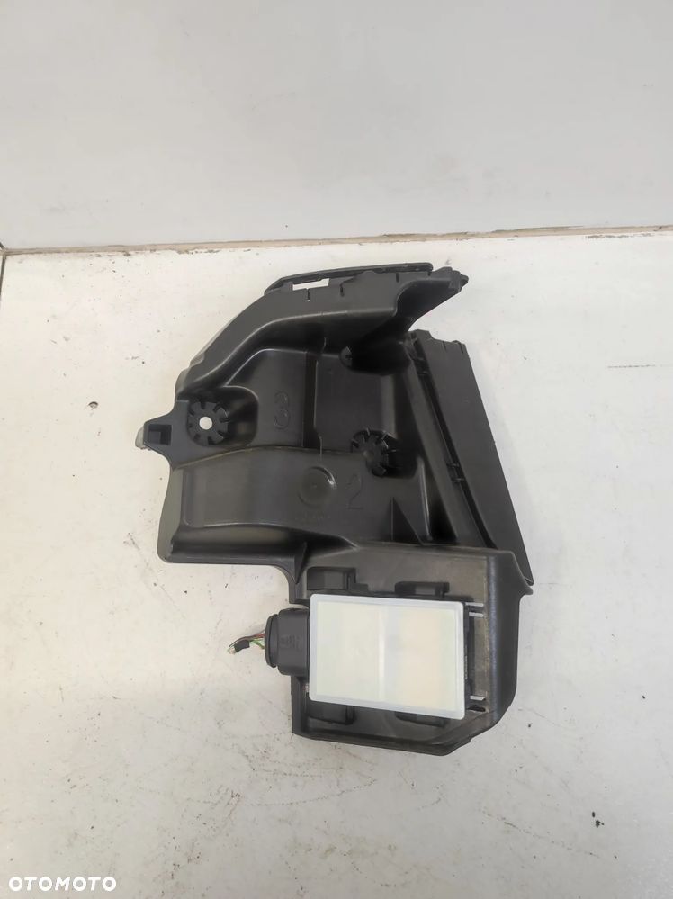 Radar sensor moduł asystent zmiany pasa ruchu lewy tył Audi Q8 etron - 1