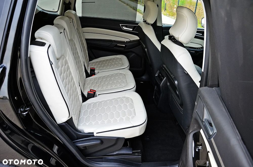 Ford S-Max 2.0 TDCi Vignale - 29