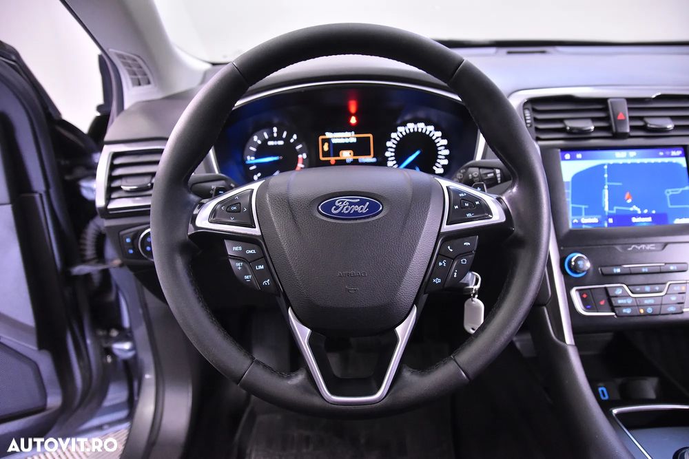 Ford Mondeo - 16