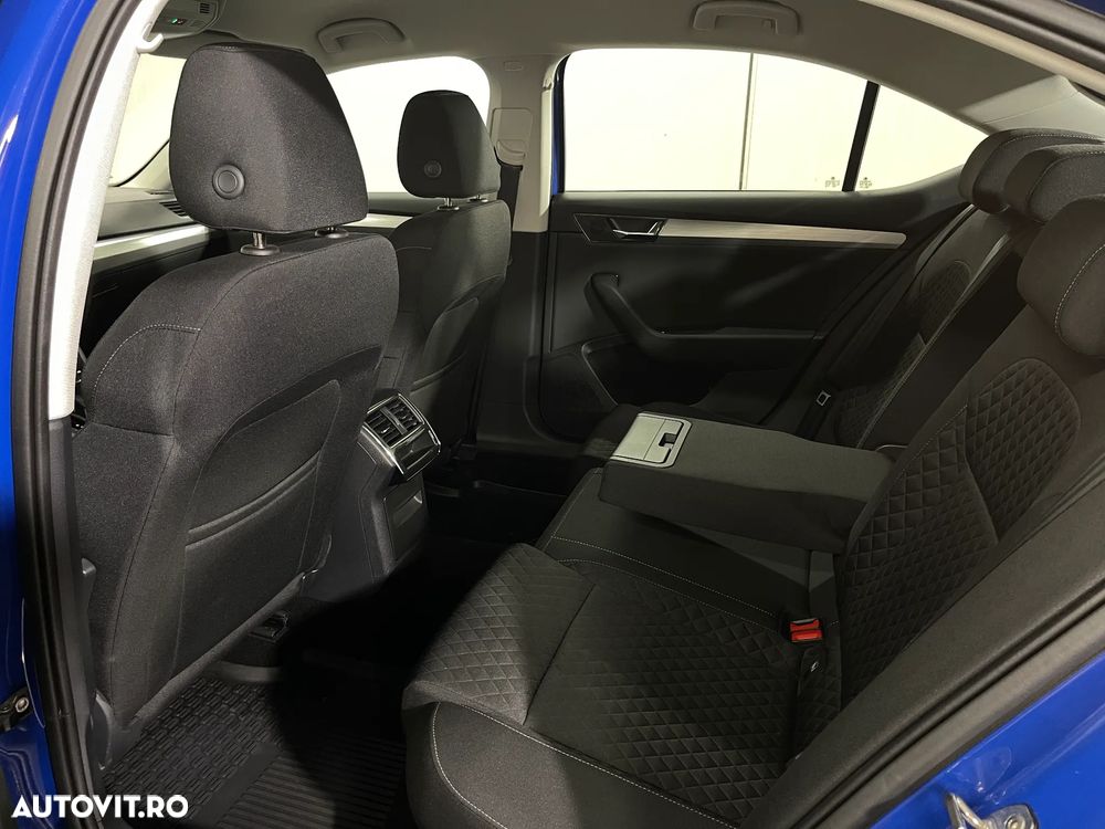Skoda Superb 2.0 TDI DSG Ambition - 12