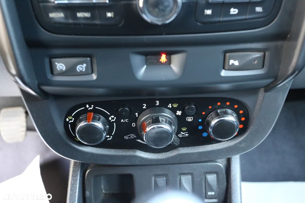 Dacia Duster 1.5 dCi 4x2 Prestige - 28