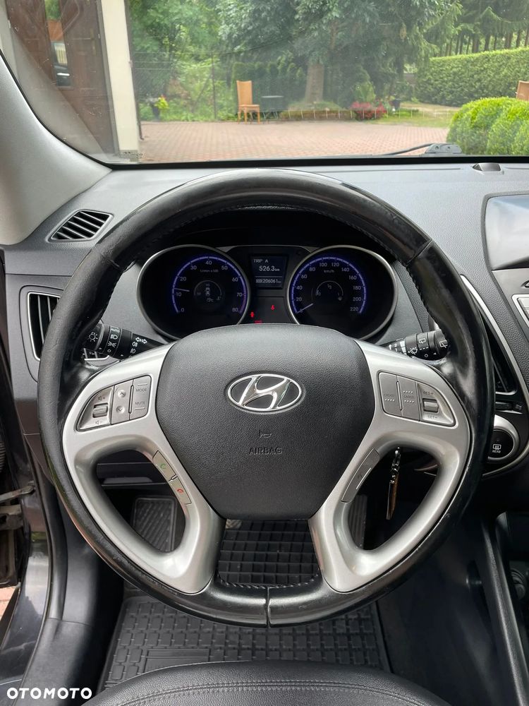 Hyundai ix35 2.0 Premium 2WD - 19