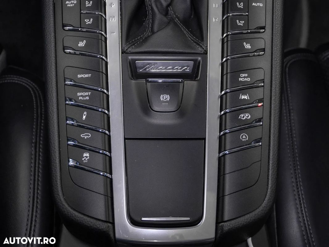 Porsche Macan - 26