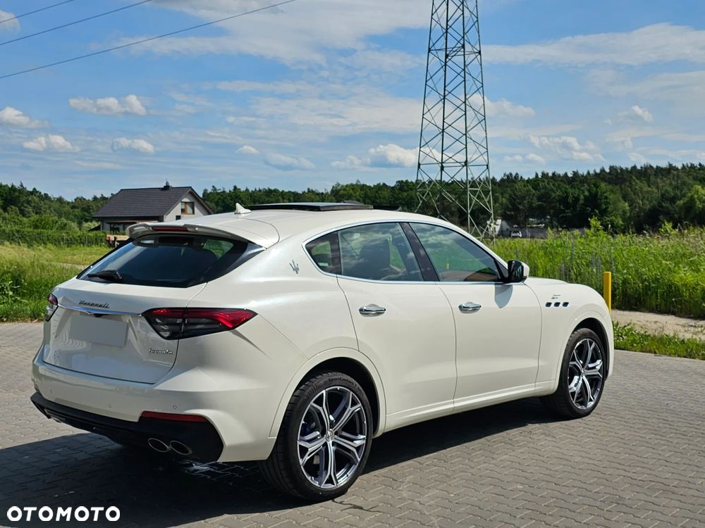 Maserati Levante MHEV GT - 4