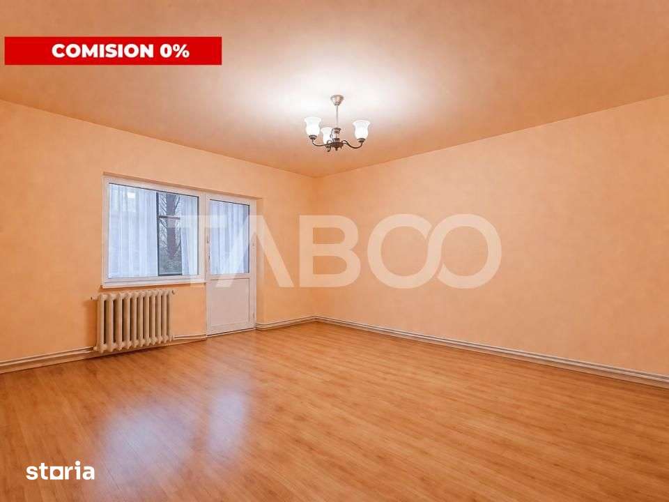 Interior view of Apartament 4 bedroom in Strada Piersicului