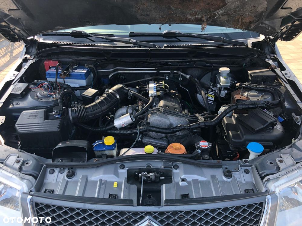 Suzuki Grand Vitara 1.6 - 11
