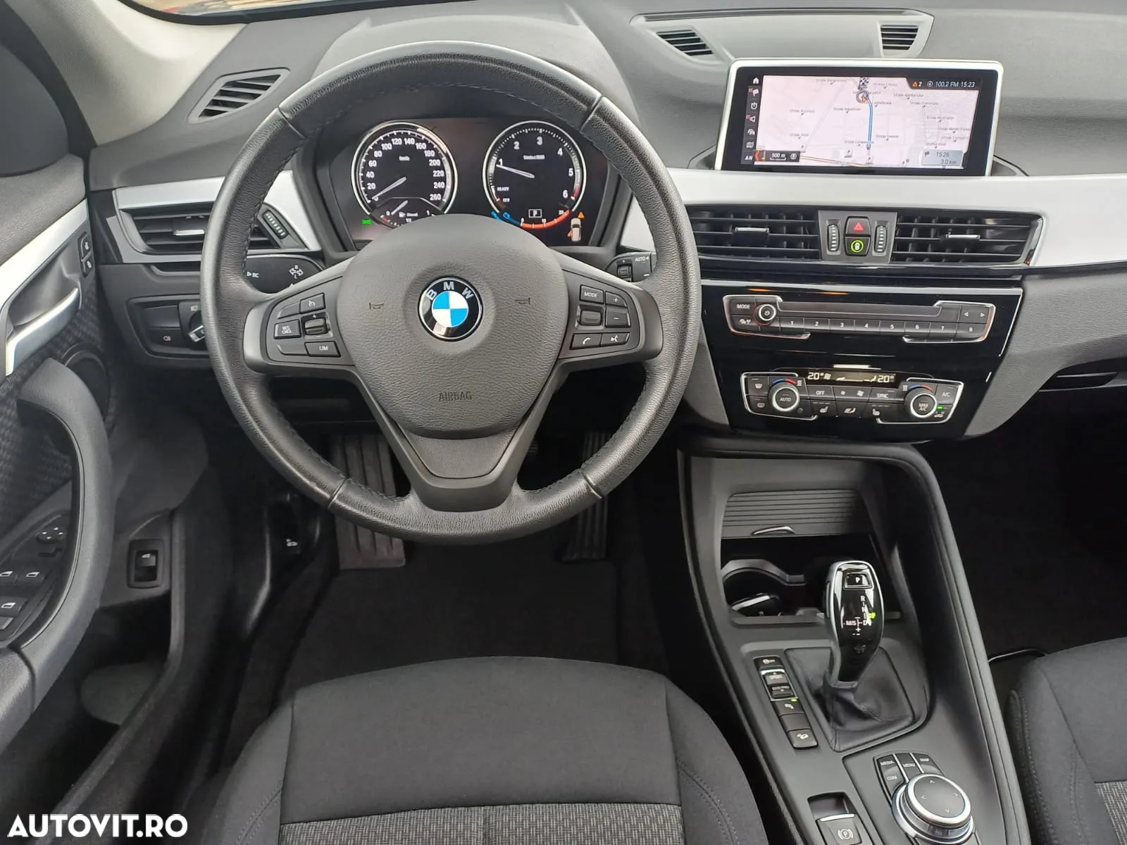 BMW X1 - 10