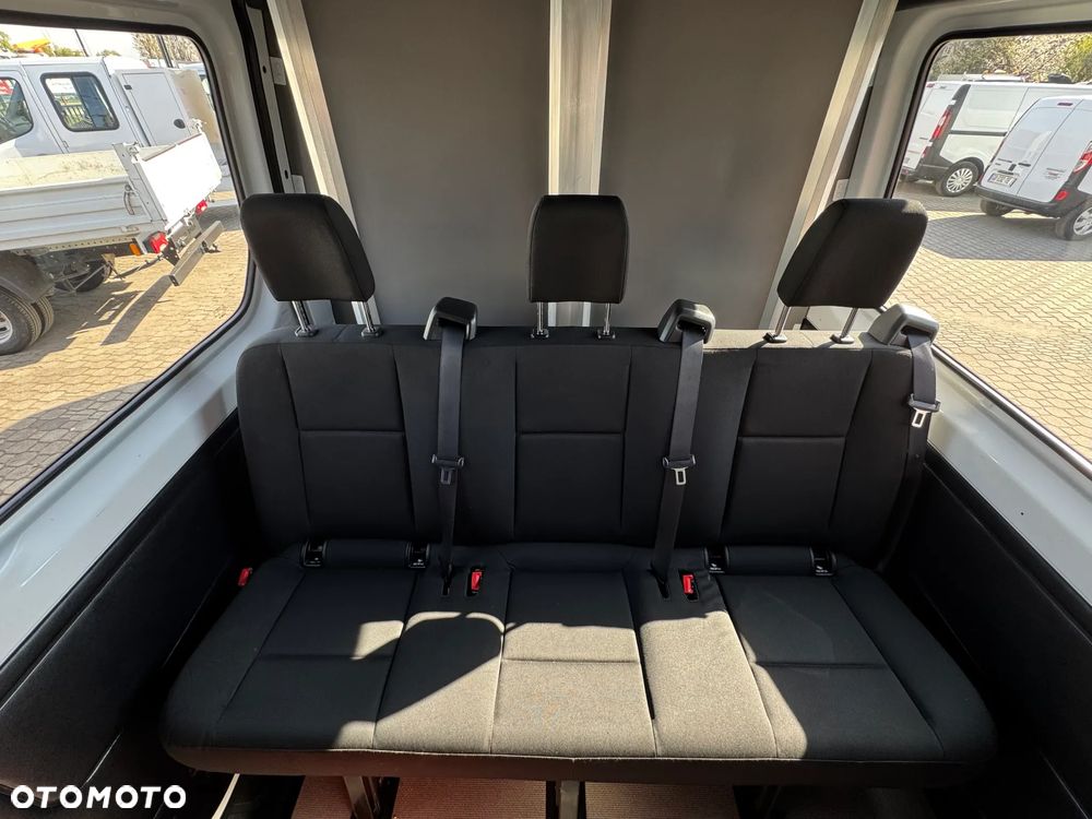 Mercedes-Benz SPRINTER - 17