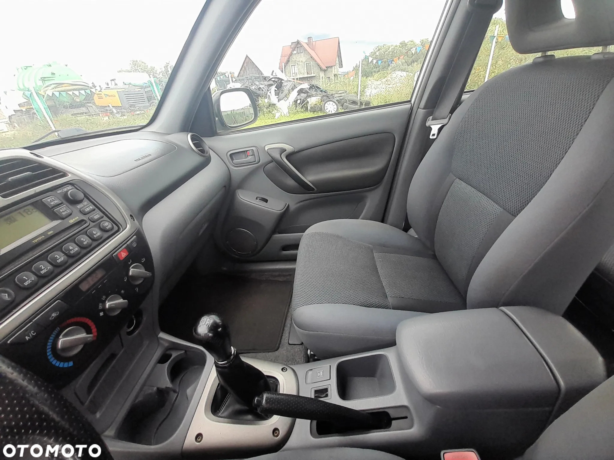Toyota RAV4 2.0 D-4D 4x4 - 17
