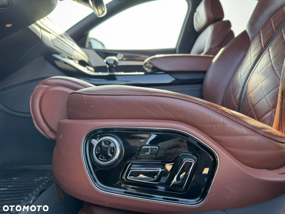 Audi S8 Plus 4.0 TFSI Quattro - 16