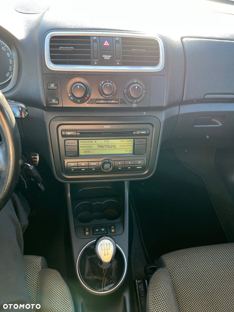 Skoda Roomster 1.6 16V Sport - 11