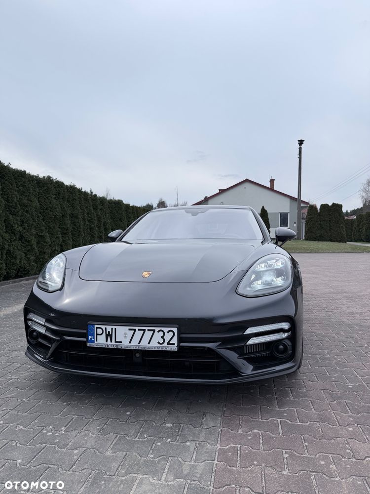 Porsche Panamera Turbo Executive - 5