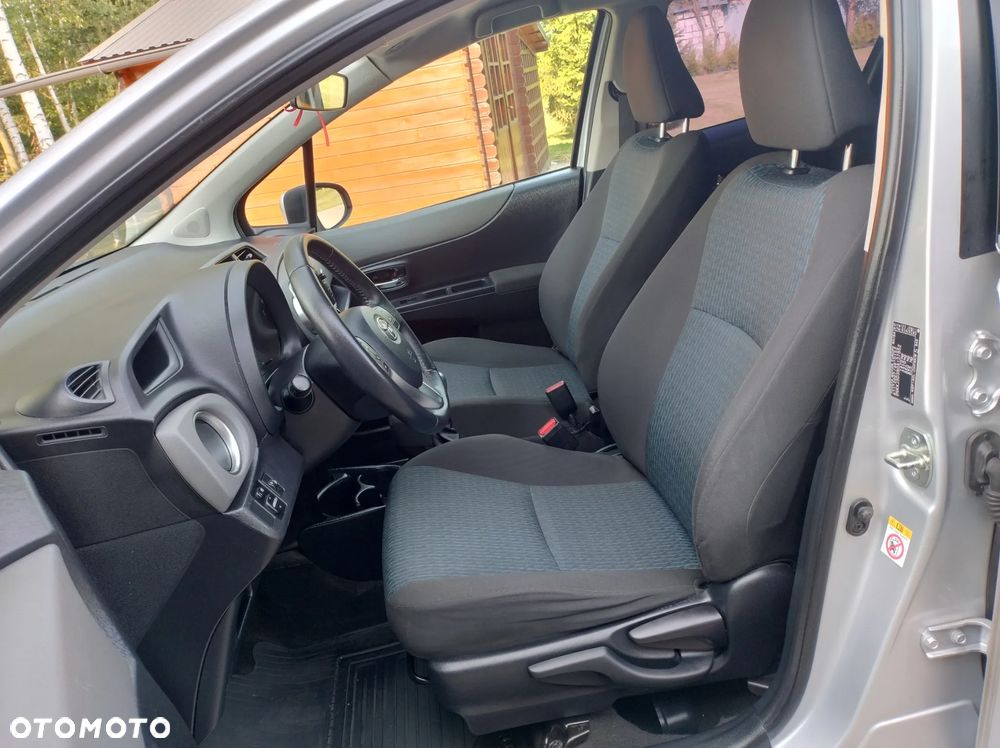 Toyota Yaris 1.33 VVT-i Life - 25