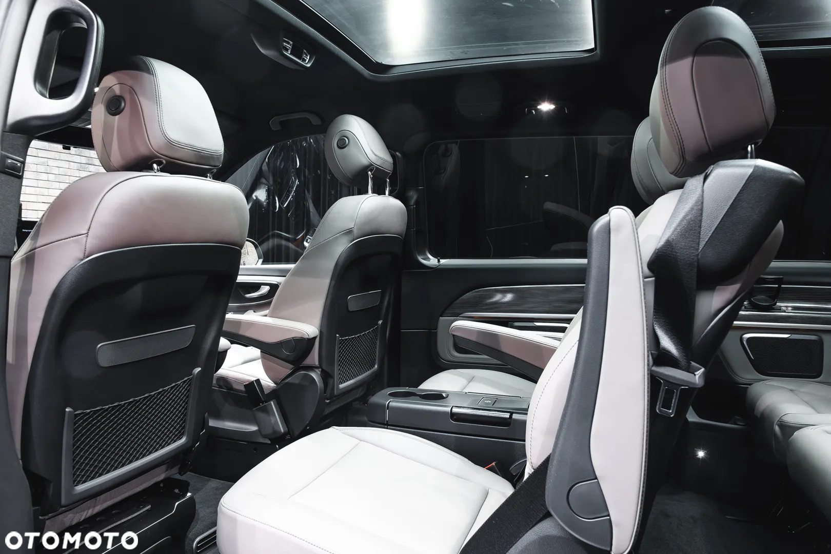 Mercedes-Benz Klasa V 300 d 4-Matic Avantgarde 9G-Tronic (d³ugi) - 25