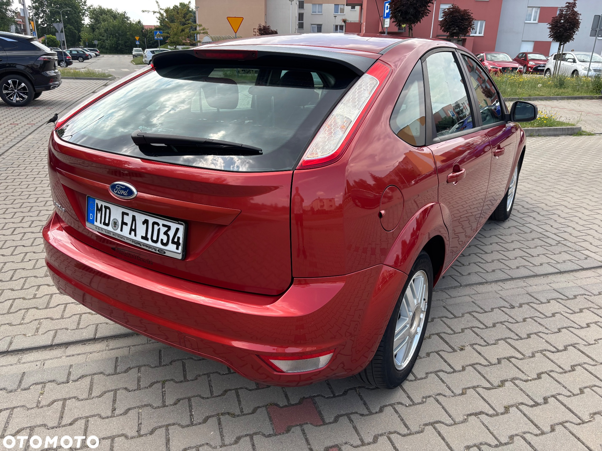 Ford Focus 1.6 16V Ambiente - 12