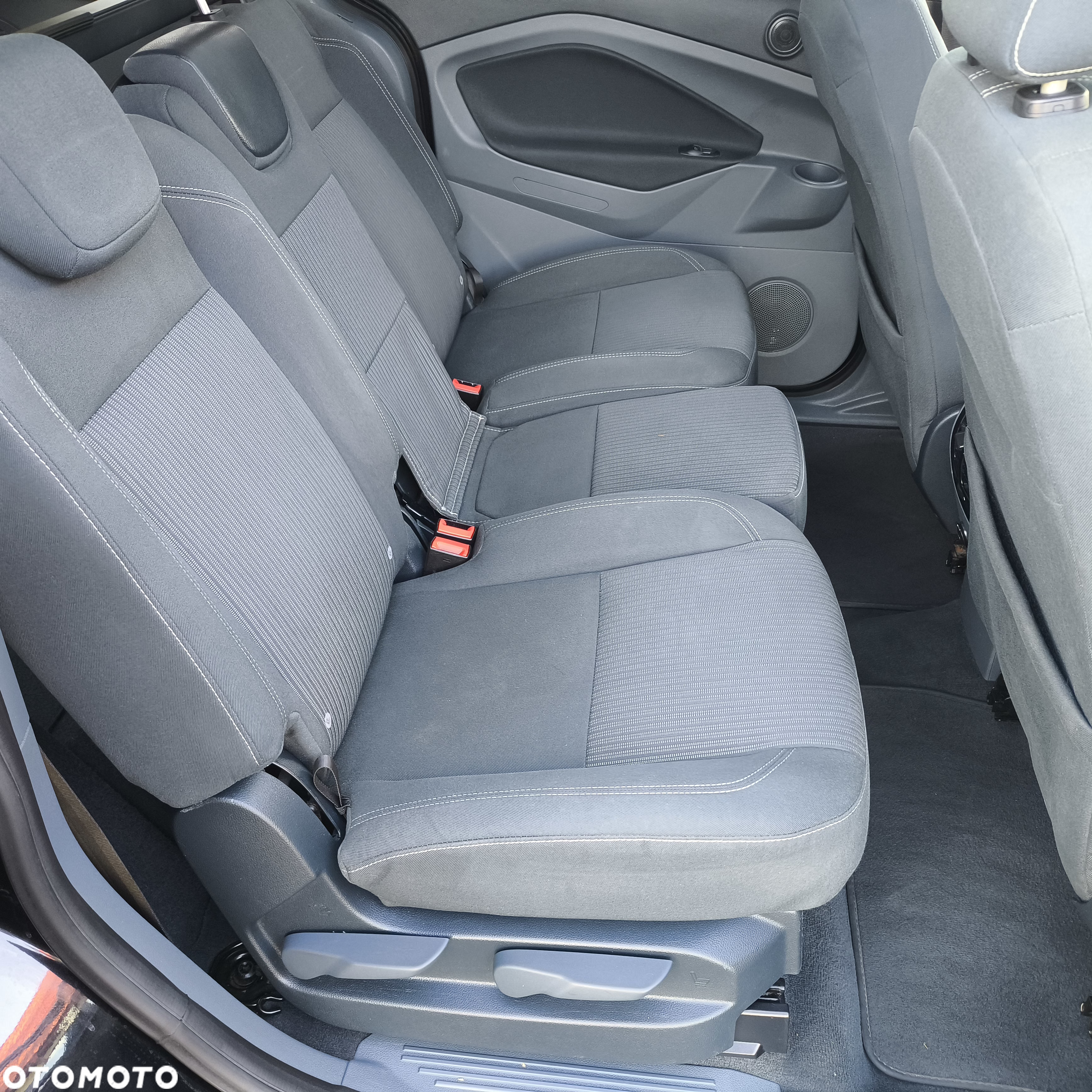 Ford Grand C-MAX 2.0 TDCi Titanium - 10