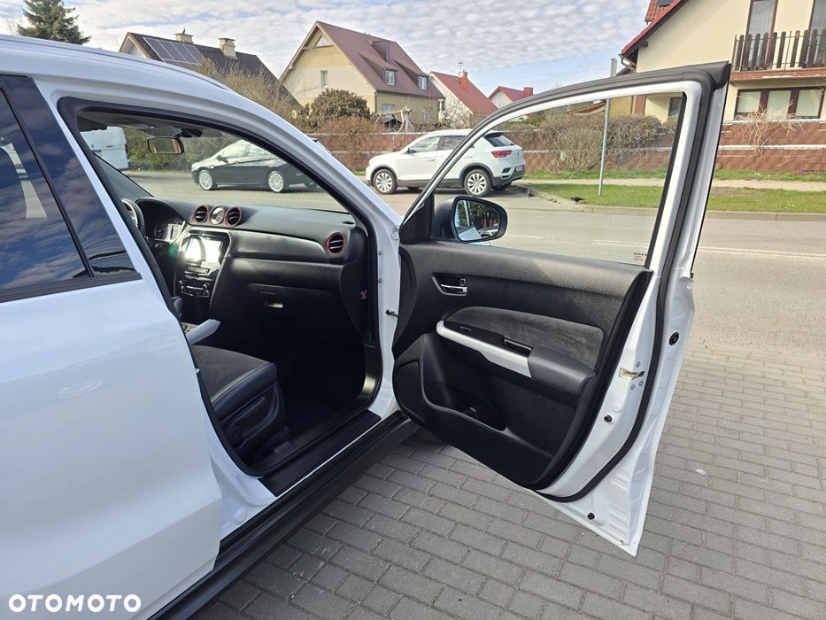 Suzuki Vitara 1.4 Boosterjet Automatik S - 38