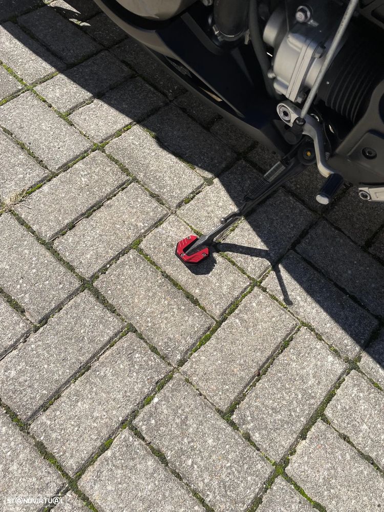 Honda VFR 1200F - 12