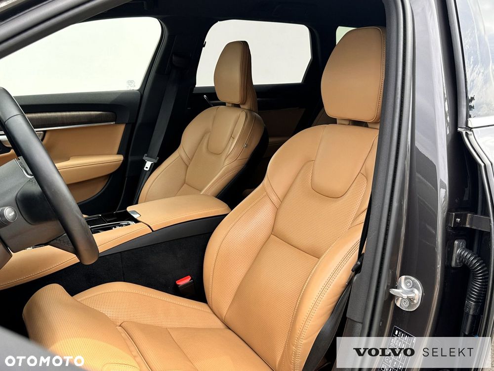 Volvo V90 - 25